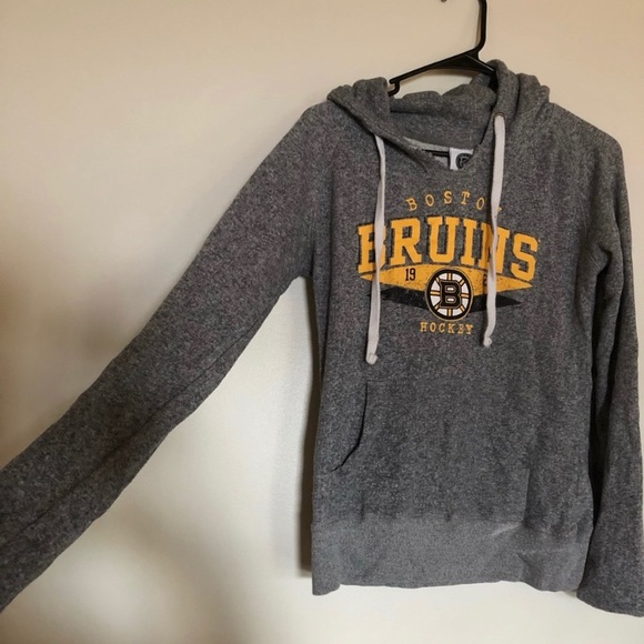 bruins sweatshirt